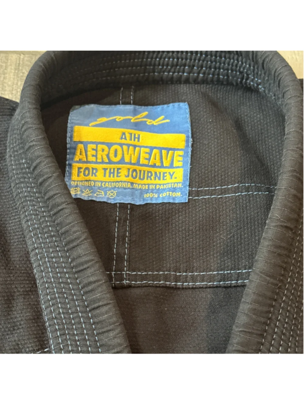 Gold BJJ Aeroweave Gi Black Jiu-Jitsu Black blue Stitching and yellow Logo A1H